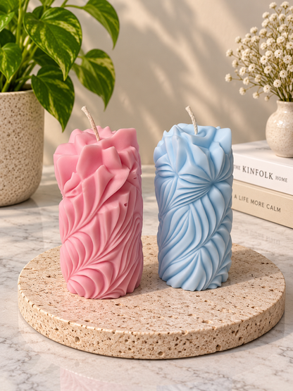 🕯️ Wellenlicht – Handgefertigte Designkerze