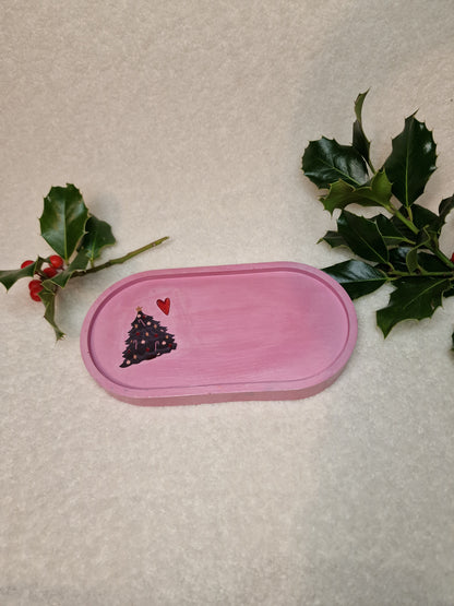 Weihnachtliche Dekoteller – handgefertigt aus Gips