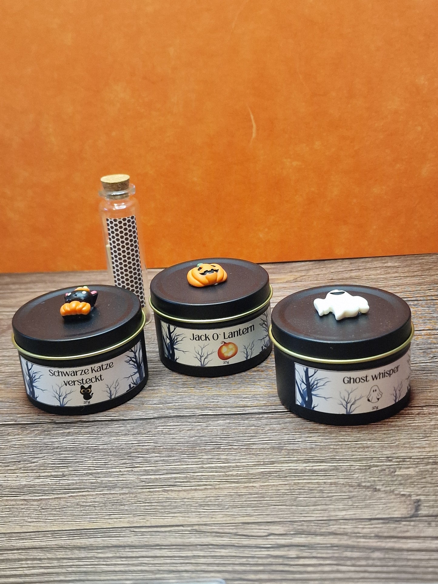 Kerzenpfad – Set aus 3 Sojakerzen in Halloween-Dosen