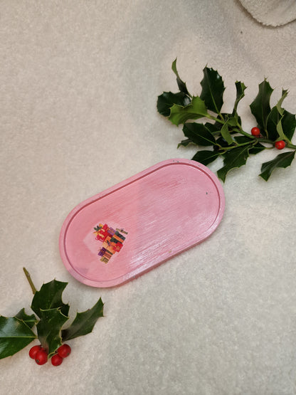 Weihnachtliche Dekoteller – handgefertigt aus Gips