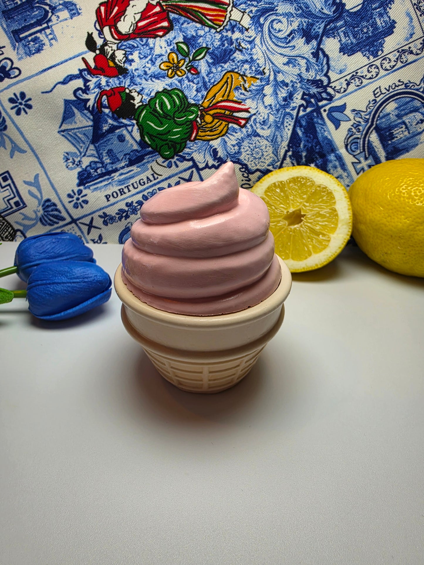 Eiscreme Traum – Sojawachskerze in Eisform