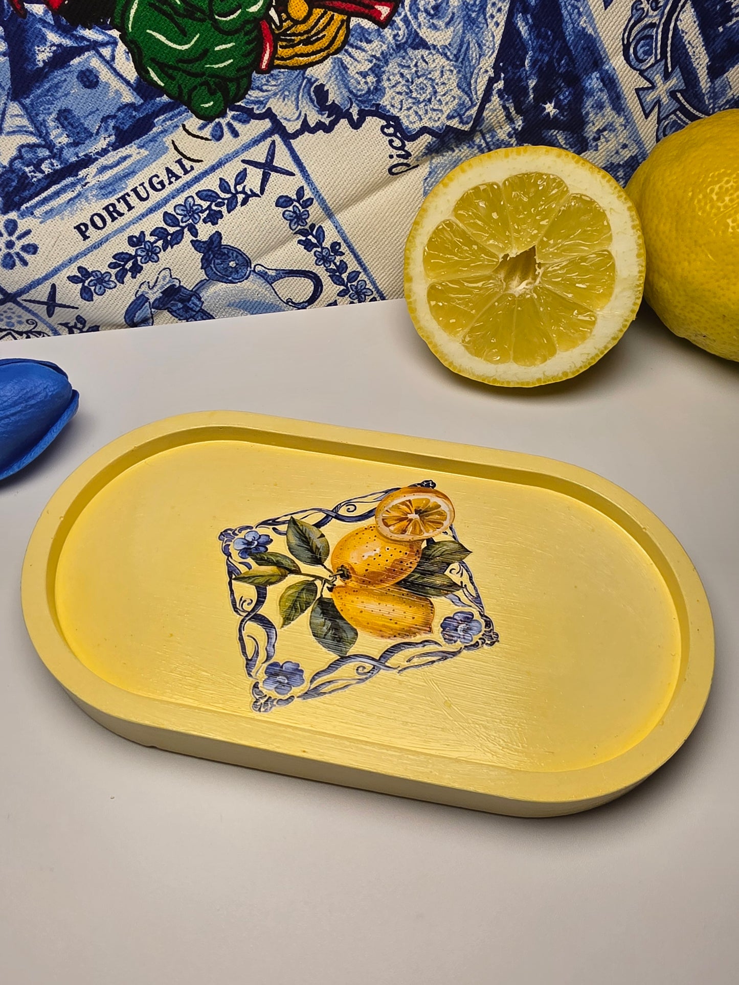 Portugiesischer Sommer – Handgefertigtes Dekotablett (17,5 x 9,5 cm)