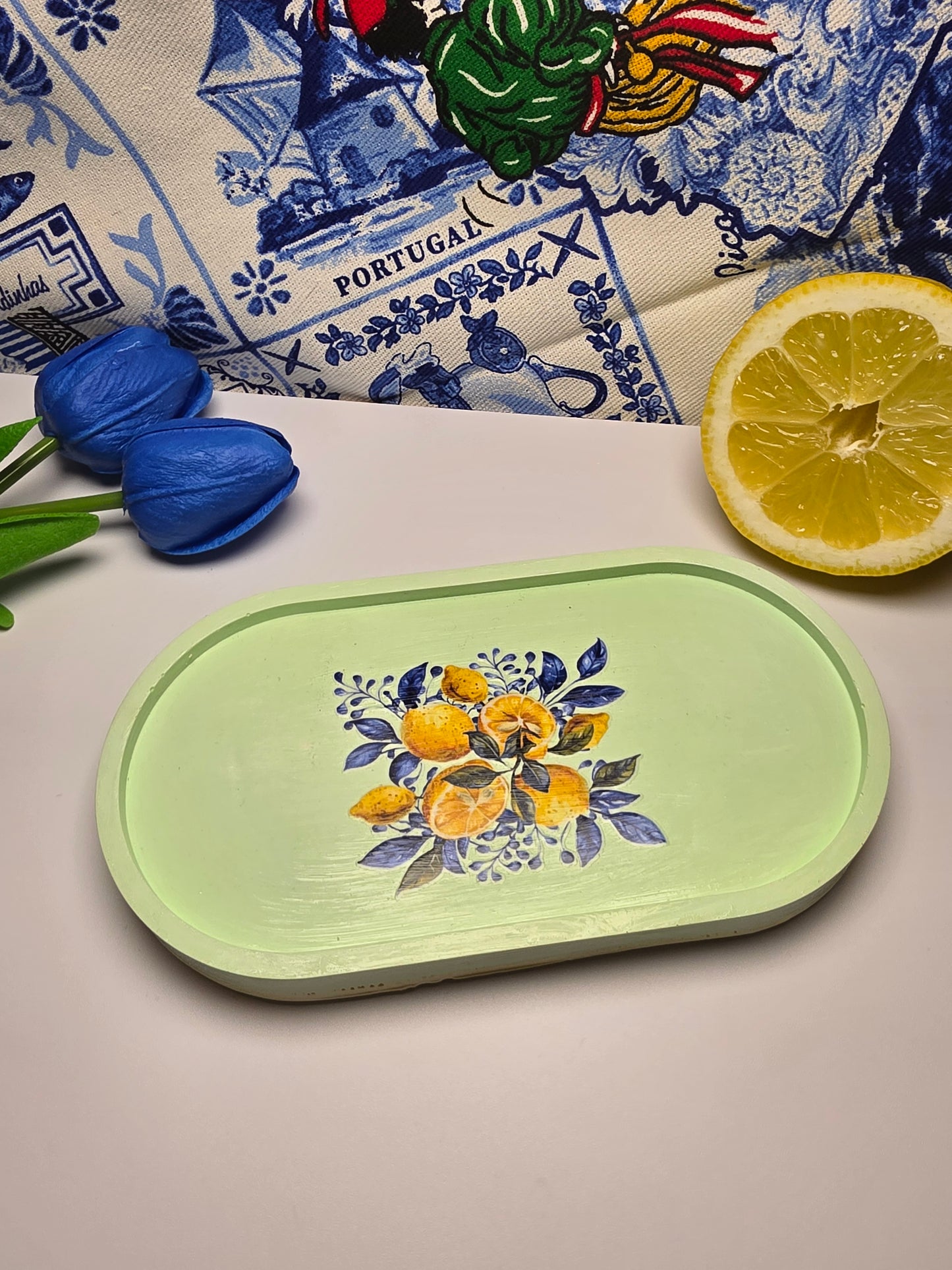 Portugiesischer Sommer – Handgefertigtes Dekotablett (17,5 x 9,5 cm)
