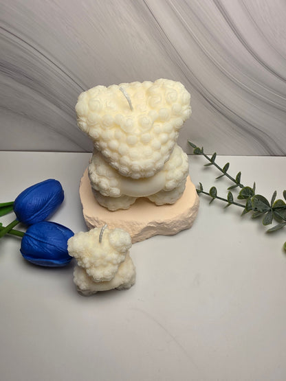 Rosenbär Duftkerze – Handgemacht aus Soja- &amp; Bienenwachs