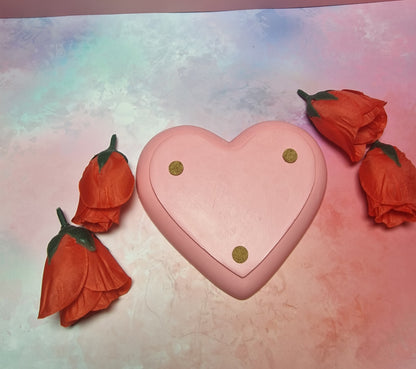 Heart Plate – Handgefertigter Gips-Teller